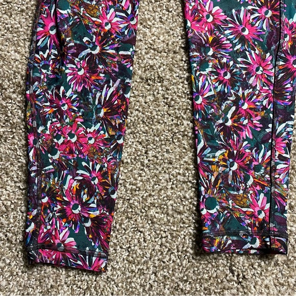 Lululemon Base Pace High-Rise Fleece Tight 28" - Picture 12 of 16